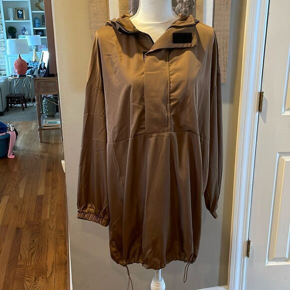 Lightweight Brown Raincoat size large - Picture 1 of 9